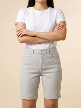 Classic High-Rise Women’s Bermuda Jeans - Light Gray Size 8